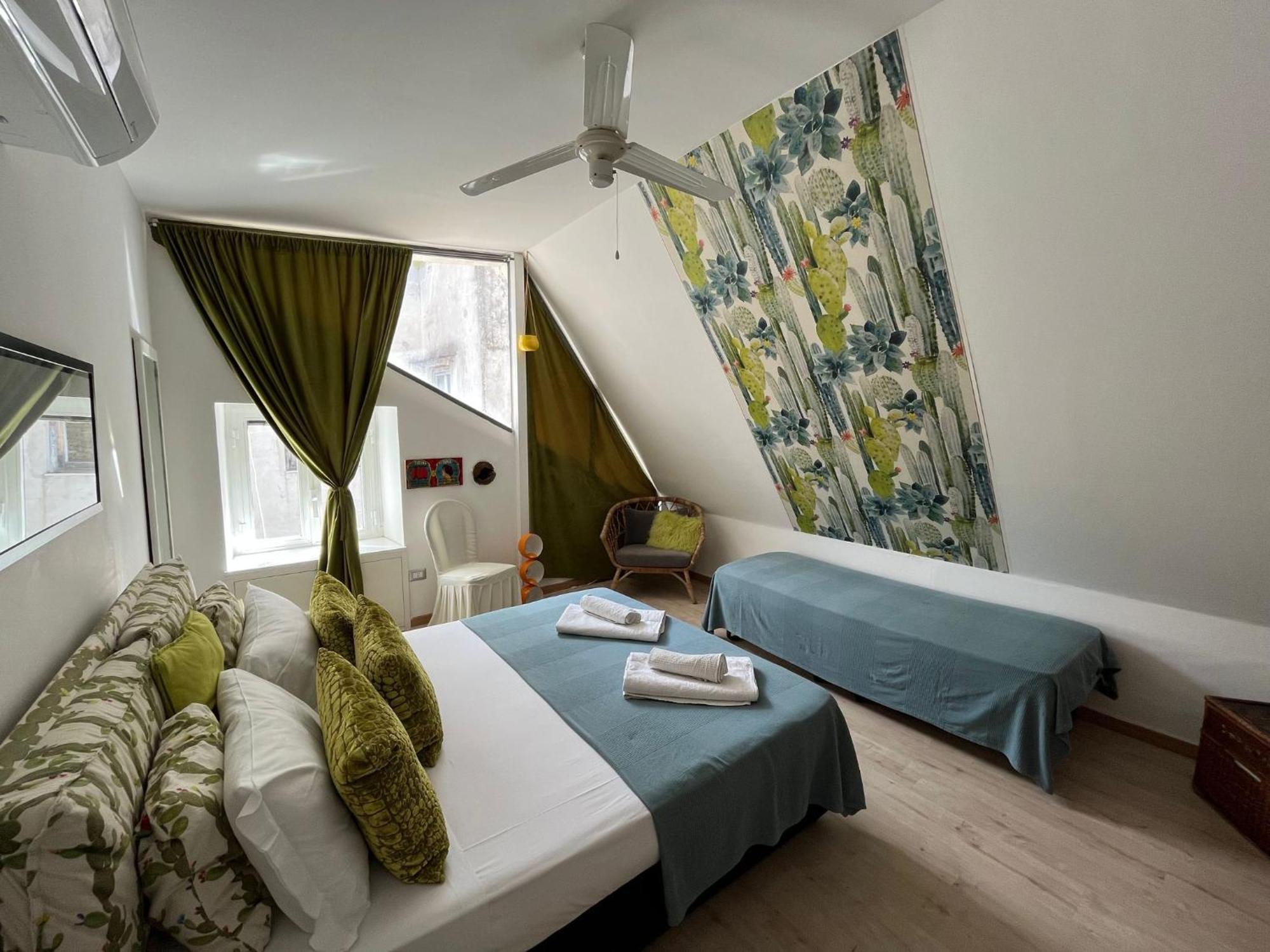 Apartament Historic Naples Relais Le Terrazze Zewnętrze zdjęcie